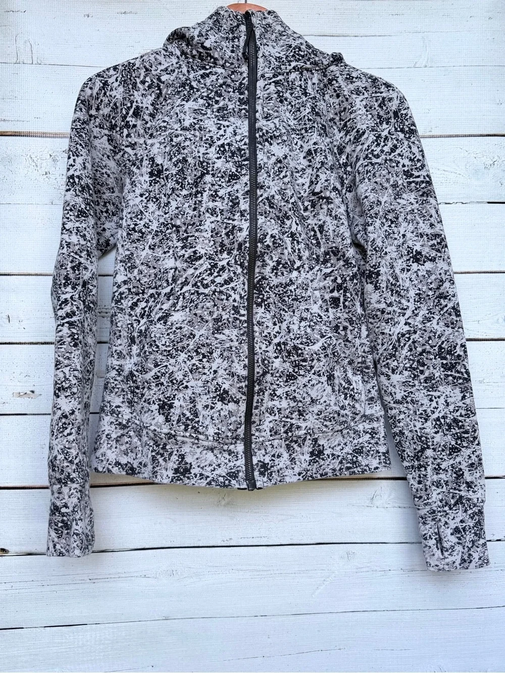 Lululemon Scuba Full-Zip Hoodie -Luminesce Splatter White Black - size 6
